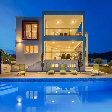 Villa Luxury Dvornice *